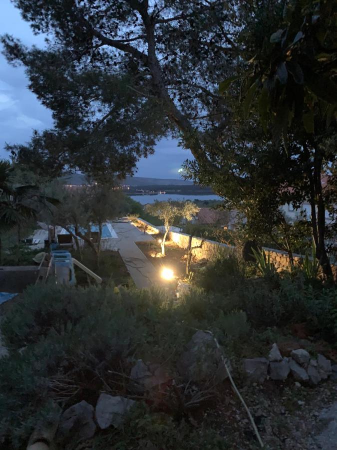 Kornić Lili Apartments, Sv Dunata 18 מראה חיצוני תמונה