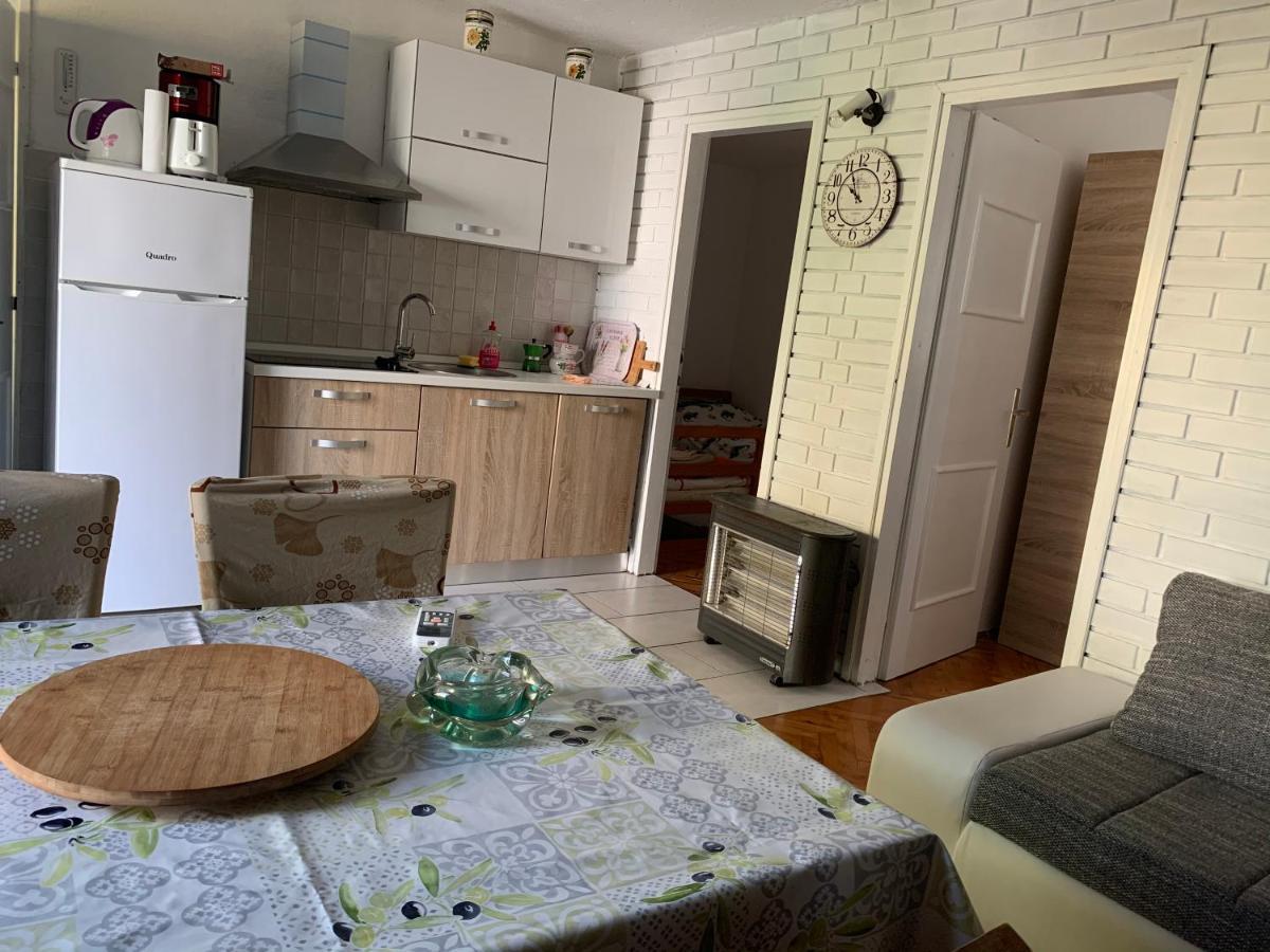 Kornić Lili Apartments, Sv Dunata 18 מראה חיצוני תמונה