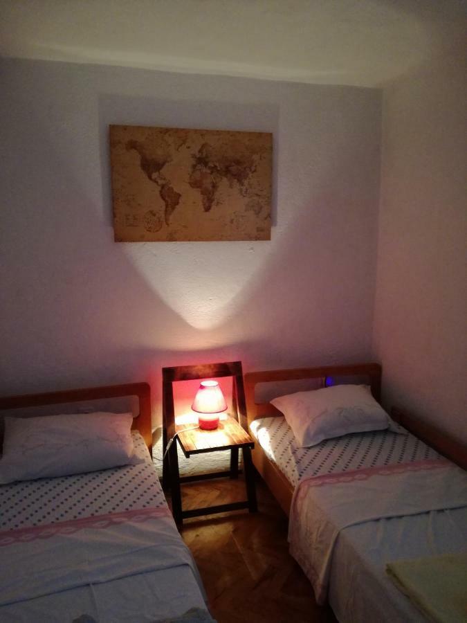 Kornić Lili Apartments, Sv Dunata 18 מראה חיצוני תמונה