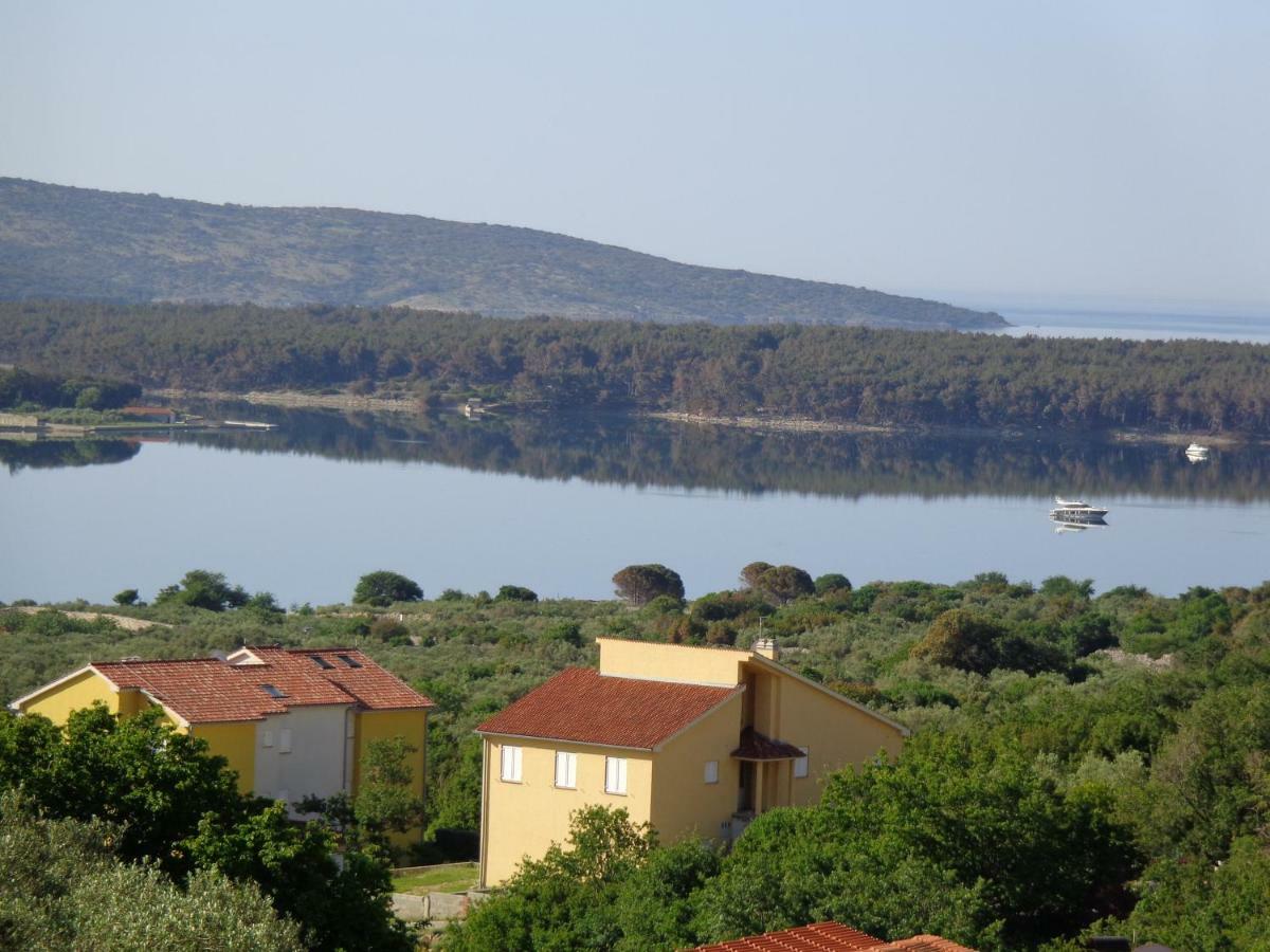 Kornić Lili Apartments, Sv Dunata 18 מראה חיצוני תמונה